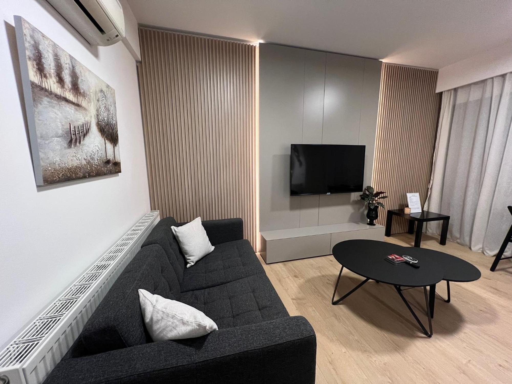 Daniela'S Modern Apartment Strovolos Ngoại thất bức ảnh